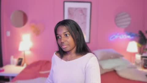 annia online show from September 29, 8:19 pm
