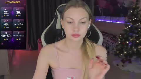 Annie online show from February 26, 7:32 pm