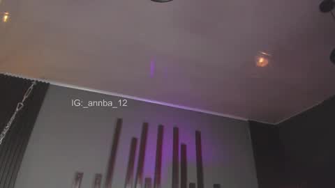 Snapshot of annie_barozzi chatting on September 28, 1:53 pm annie_barozzi online show from September 28, 1:53 pm