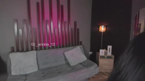 Snapshot of annie_barozzi chatting on October 1, 2:27 pm annie_barozzi online show from October 1, 2:27 pm