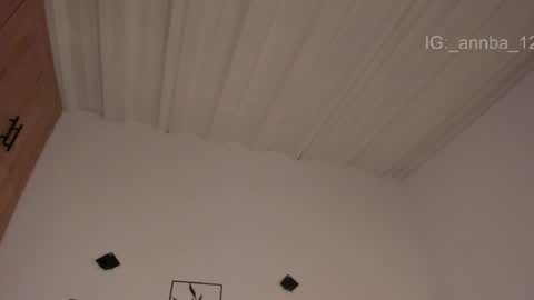 annie_barozzi online show from May 19, 3:08 pm