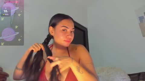 annie_santosx online show from February 28, 6:20 pm