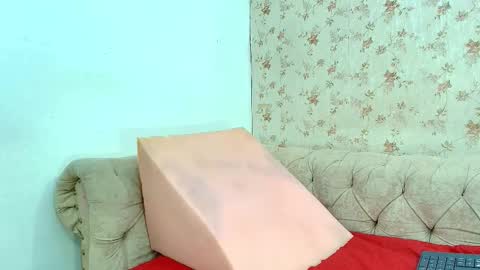 annie online show from September 10, 3:07 am