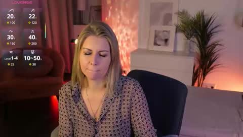 Annie online show from December 16, 5:58 am