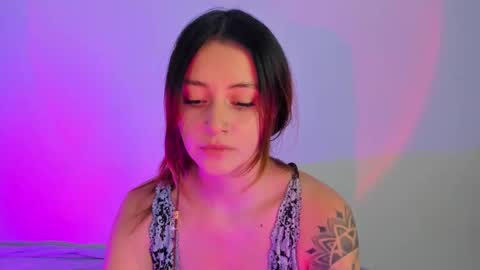 Annie online show from November 25, 2:10 am