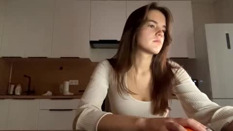 Leila Bruno online show from September 14, 3:13 pm