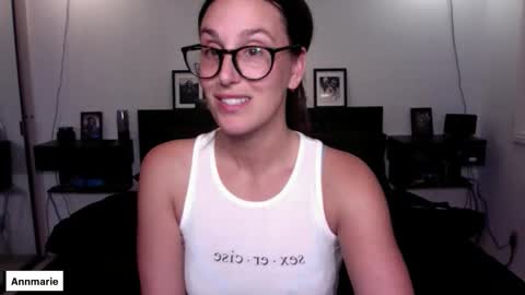 Snapshot of annmarieferrara chatting on October 24, 2:34 am Ann online show from October 24, 2:34 am