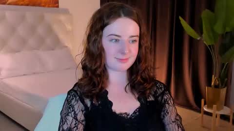 Snapshot of annterry chatting on October 15, 12:28 pm Ann Terry 3 online show from October 15, 12:28 pm
