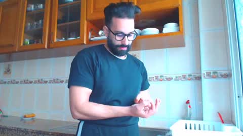 adrenalinE online show from February 12, 8:49 am