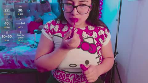 Snapshot of anny___cute chatting on October 7, 9:22 pm anny___cute online show from October 7, 9:22 pm
