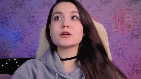 Annie online show from October 22, 9:01 am