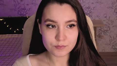 Annie online show from June 3, 1:52 am