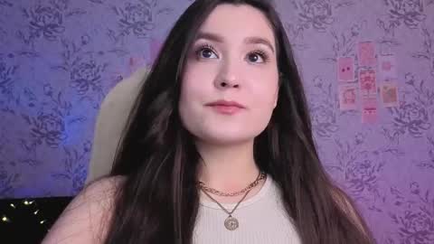 Annie online show from November 20, 10:18 pm