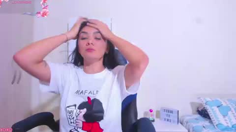 Snapshot of anny_vittar chatting on September 20, 4:48 am Valeria online show from September 20, 4:48 am