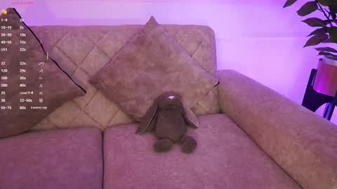 Ana online show from February 28, 11:47 am