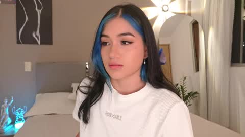    online show from December 17, 2:07 am