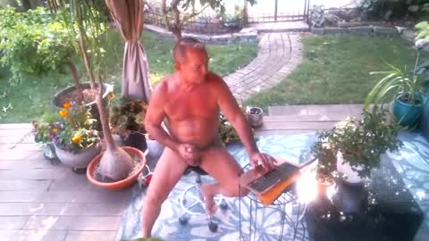 anoaklawnguy online show from July 29, 2:50 pm