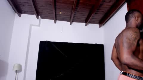 Snapshot of anthoy_wayans chatting on September 12, 8:49 am online show from September 12, 8:49 am