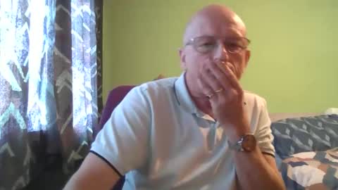 Snapshot of antmatt2025 chatting on September 12, 3:03 pm antmatt2025 online show from September 12, 3:03 pm