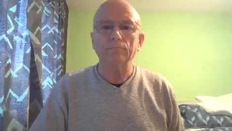 Snapshot of antmatt2025 chatting on October 13, 8:05 am antmatt2025 online show from October 13, 8:05 am