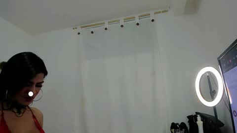 Snapshot of antonela_mendoza chatting on October 24, 6:25 am Antonela Mendoza online show from October 24, 6:25 am