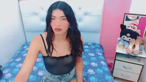 antonela_xx3 online show from March 19, 9:53 pm