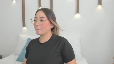 Snapshot of antonella_cutie_ chatting on February 4, 3:04 pm A N T O N E L L A online show from February 4, 3:04 pm