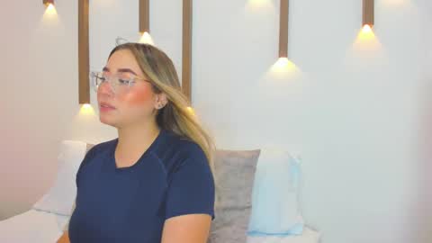 Snapshot of antonella_cutie_ chatting on March 10, 12:28 pm A N T O N E L L A online show from March 10, 12:28 pm