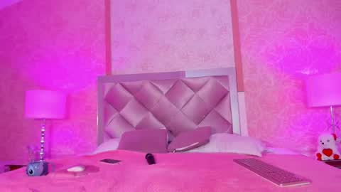 Antonella Rossi online show from September 19, 7:50 pm