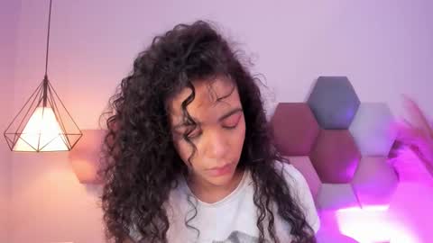 AntonellaHall  online show from October 24, 12:06 pm