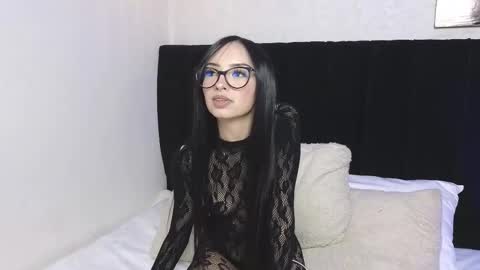 antonellariva_ online show from November 27, 3:03 am