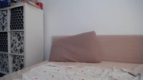 Snapshot of antoniamartin1 chatting on September 25, 12:23 pm Antonia online show from September 25, 12:23 pm