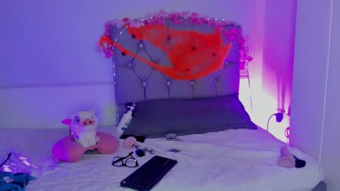 antonieta23 online show from October 22, 6:16 am