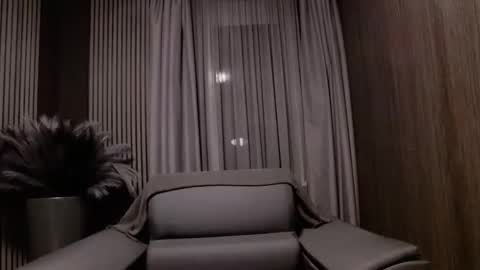 HI My name is Antonio online show from February 24, 8:01 pm