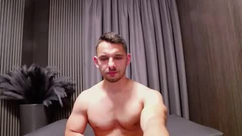 HI My name is Antonio online show from April 3, 7:21 pm