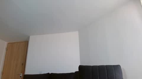 antonnella online show from March 10, 8:45 pm