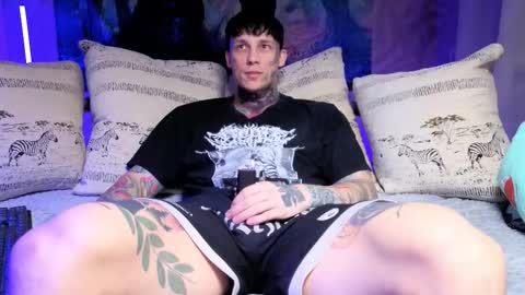 Tom online show from December 14, 6:19 am