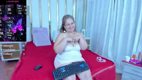 Snapshot of anyelamature chatting on March 5, 10:00 am Anyela online show from March 5, 10:00 am