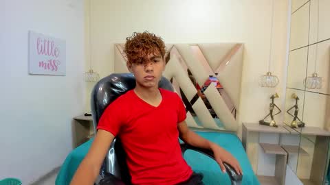 anyelotwink online show from January 13, 1:19 pm