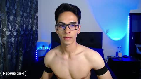 Snapshot of aodaboyy chatting on January 21, 10:41 am aodaboy online show from January 21, 10:41 am