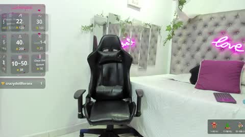 Snapshot of apolo_bianco_ chatting on December 2, 2:36 pm APOLO online show from December 2, 2:36 pm
