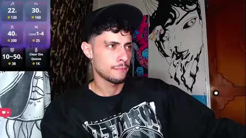 Snapshot of apolo_s chatting on February 8, 4:25 am Andres online show from February 8, 4:25 am