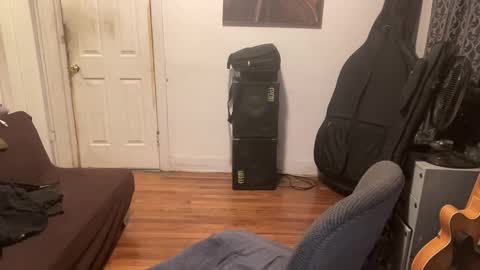 Snapshot of apostrphy chatting on January 7, 12:45 am Apostrphy online show from January 7, 12:45 am