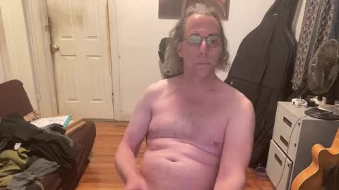 Snapshot of apostrphy chatting on January 31, 12:06 am Apostrphy online show from January 31, 12:06 am