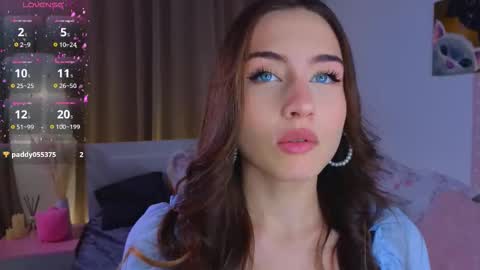 Vicki online show from December 15, 9:27 am