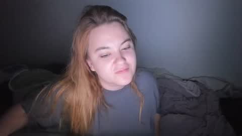 appleyummybuns online show from July 6, 1:24 am