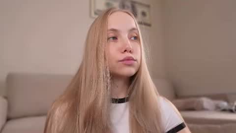  REYNA  my friend   online show from July 1, 3:53 pm
