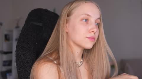  REYNA  next stream is 11h of Feb online show from March 20, 3:17 pm