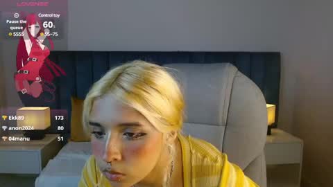 Snapshot of april__bunny chatting on February 27, 12:14 am April Bunny online show from February 27, 12:14 am