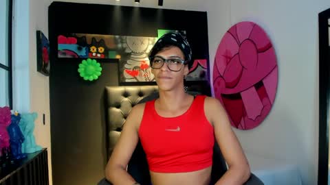 aprill_fox online show from May 18, 12:09 am